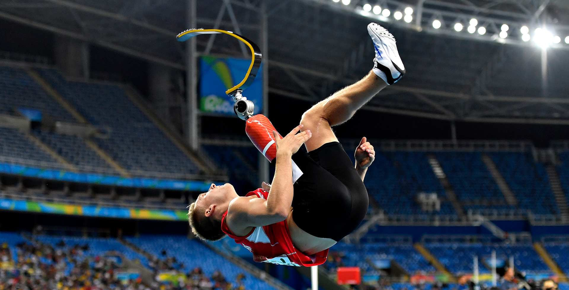 与体育有关 与体育有关